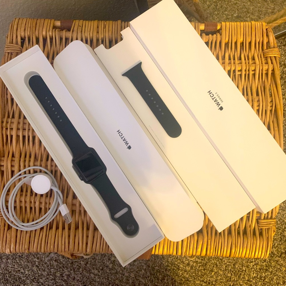 New Apple Watch-series 3 42mm space gray aluminum. Charger & black sport band